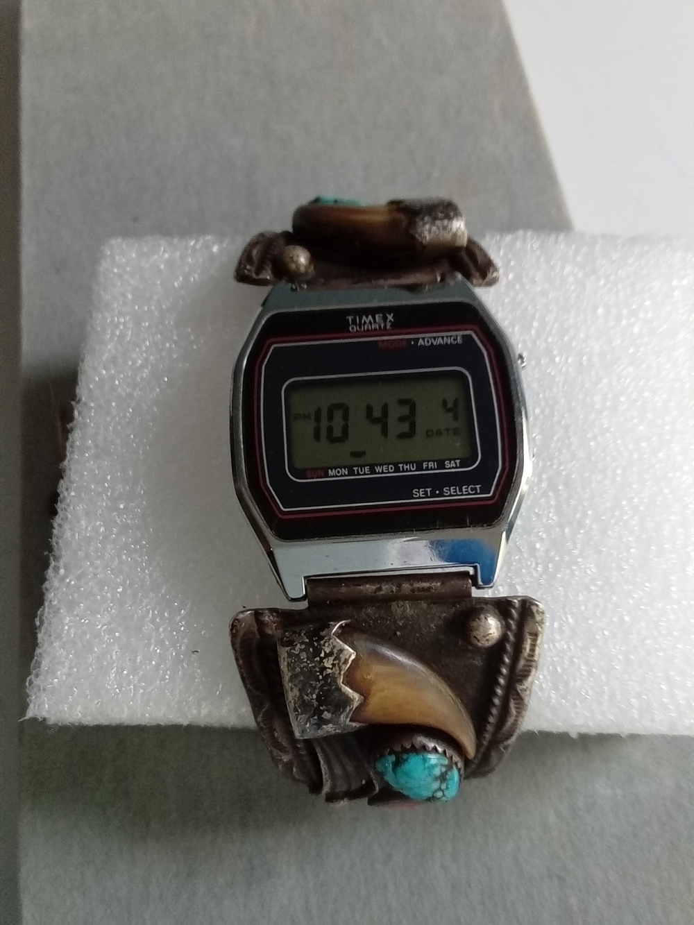 Vintage Timex Digital Watch Southwestern Turquoise Coral Bear Claw Cuff Band - Picture 5 of 6